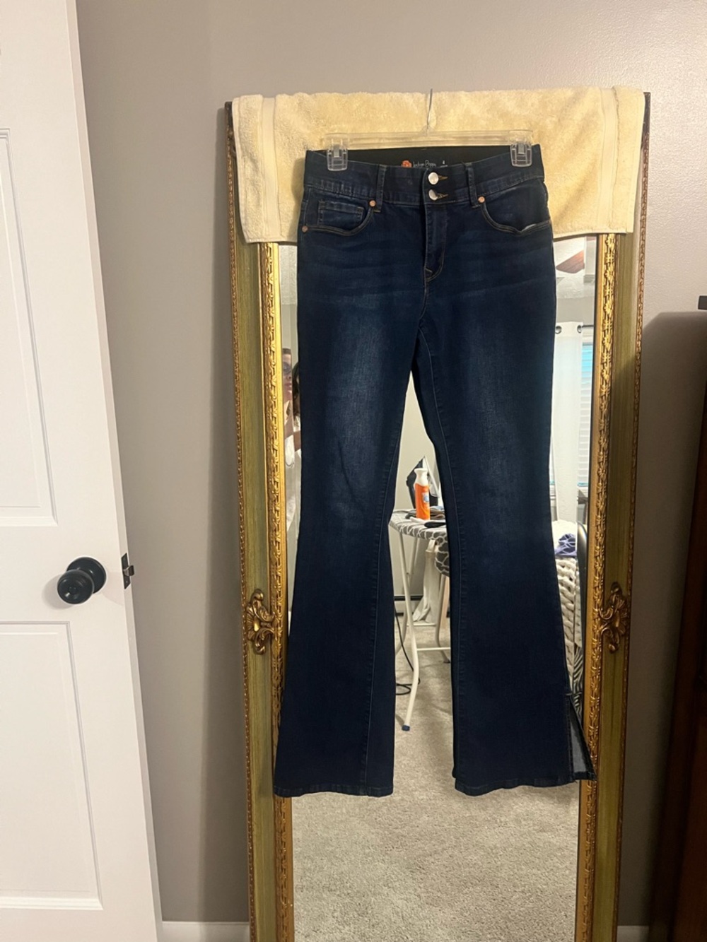 Classic Dark Wash Women's Bootcut Jeans - Dark Blue